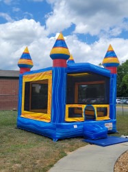 20250426 140131 1764731027 Melting Arctic Bounce House 13x13 Dry Only